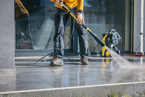 Professional Pressure washing in Corydon, IA